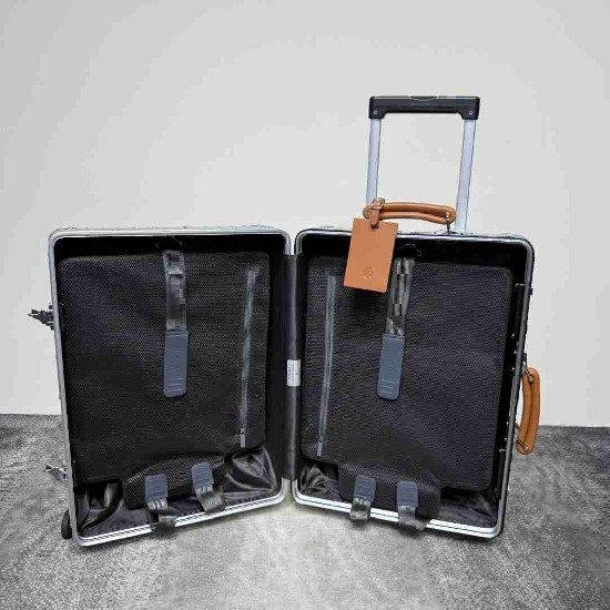 Rimowa Suitcase LXX0051 Rimowa Suitcase LXX0051