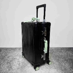 Rimowa      Suitcase LXX0052