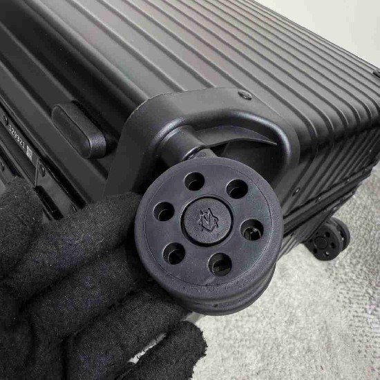Rimowa Suitcase LXX0055 Rimowa Suitcase LXX0055