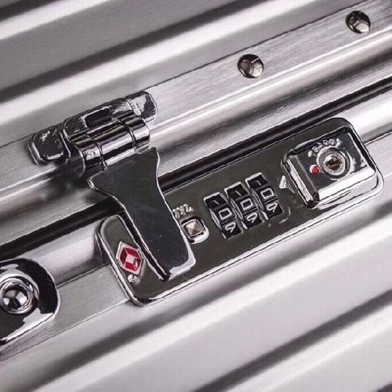 Rimowa Suitcase LXX0058 Rimowa Suitcase LXX0058