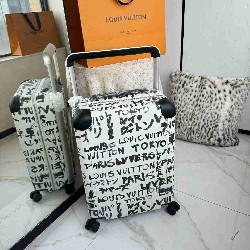 LV       Suitcase LXX0107