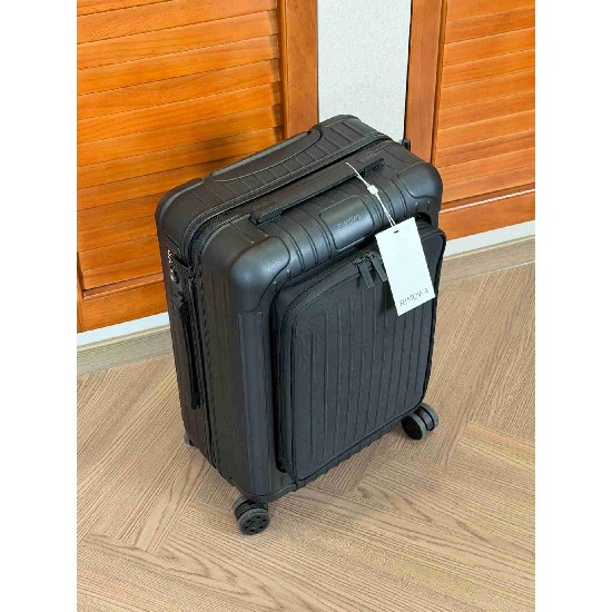 Rimowa       Suitcase LXX0112