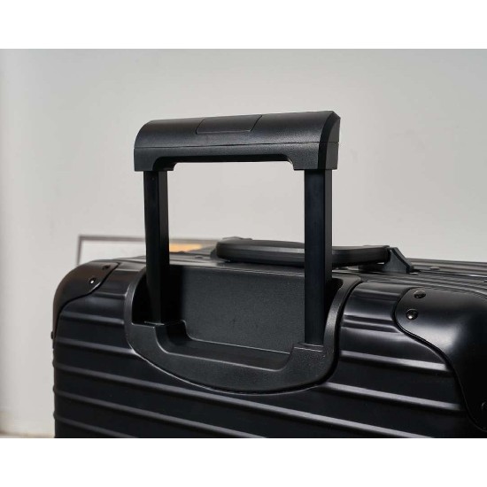 Rimowa   RMW0003