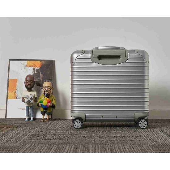 Rimowa   RMW0004
