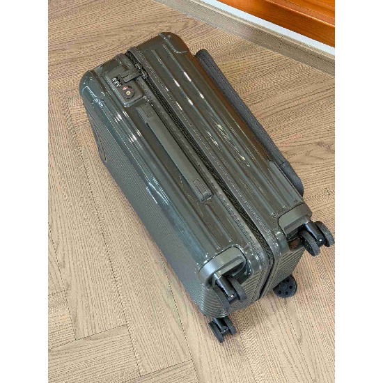 Rimowa   RMW0008