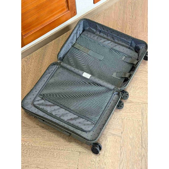 Rimowa   RMW0008