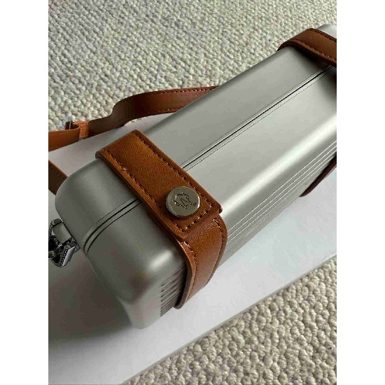 Rimowa   RMW0009