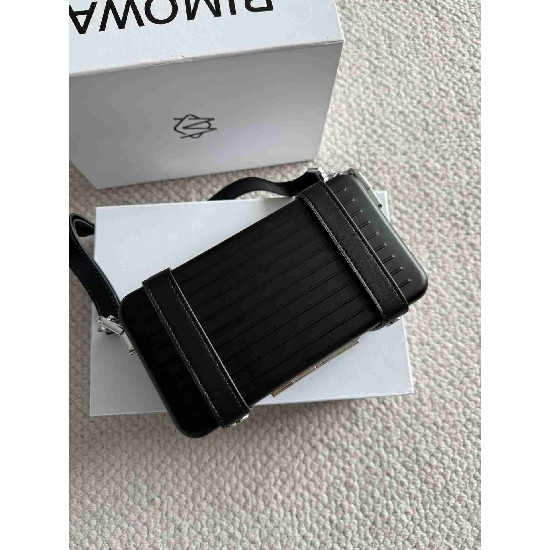 Rimowa   RMW0011