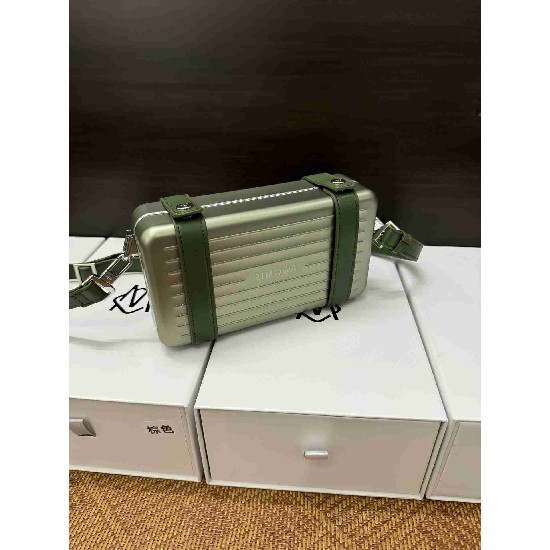 Rimowa   RMW0014