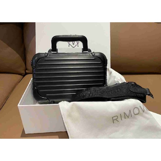Rimowa   RMW0017