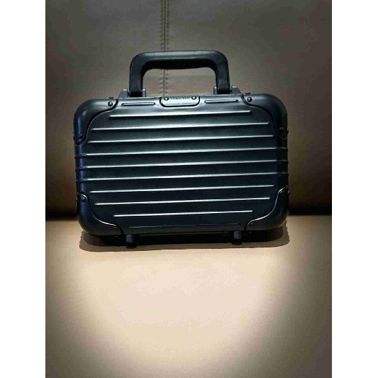 Rimowa   RMW0017