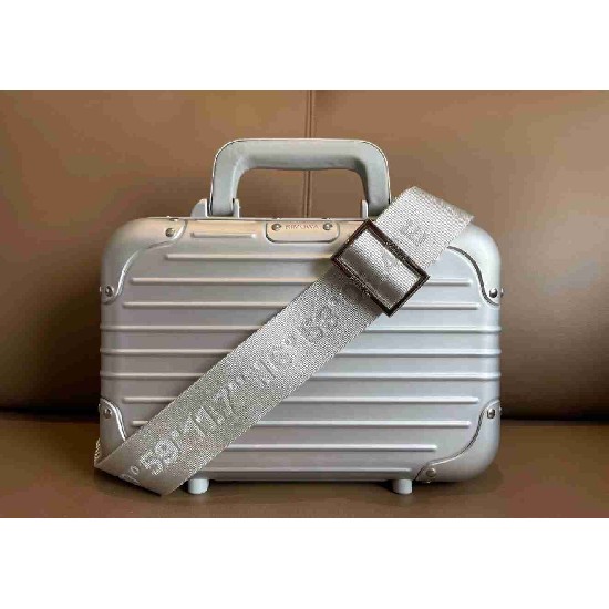 Rimowa   RMW0018