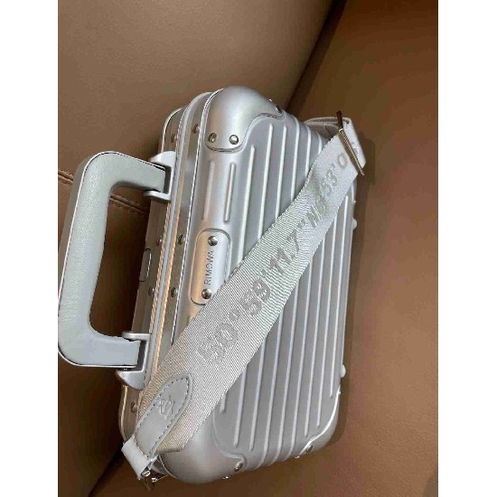 Rimowa   RMW0018