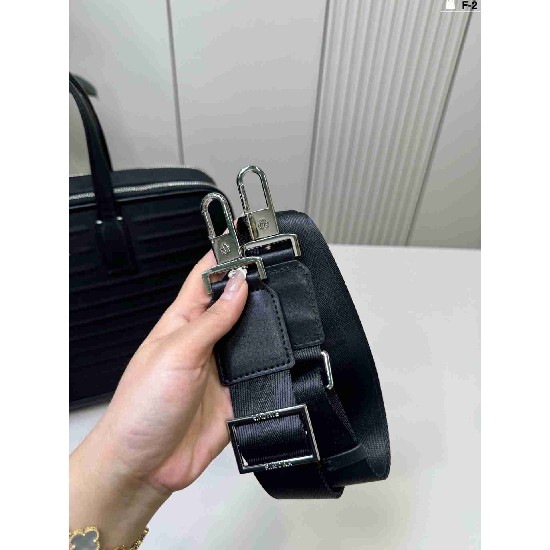 Rimowa   RMW0019