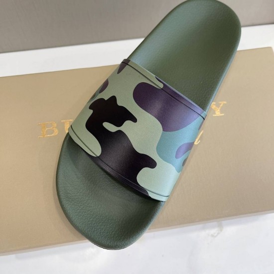 BURBERRY Slipper