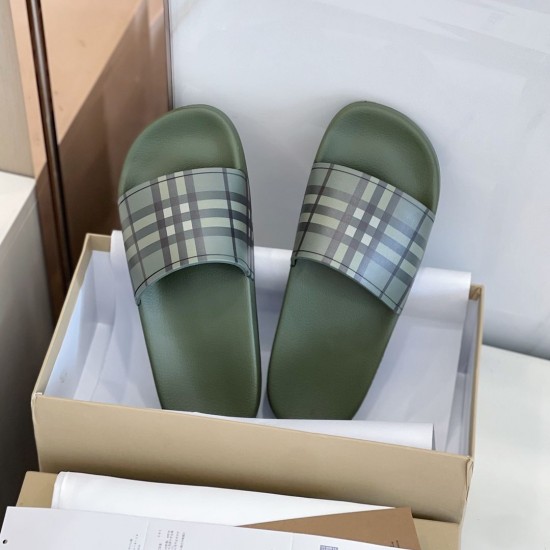 BURBERRY Slipper