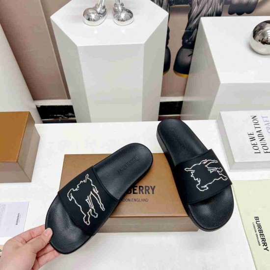 BURBERRY Slipper