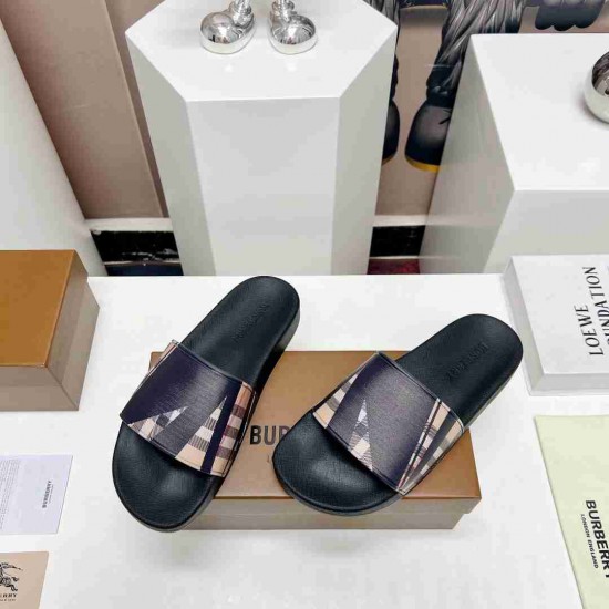 BURBERRY Slipper