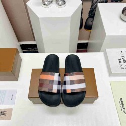 BURBERRY Slipper