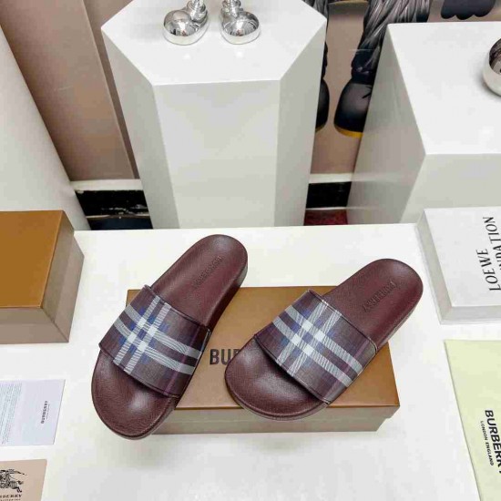 BURBERRY Slipper