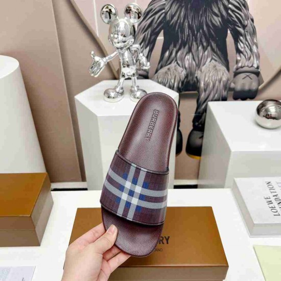 BURBERRY Slipper