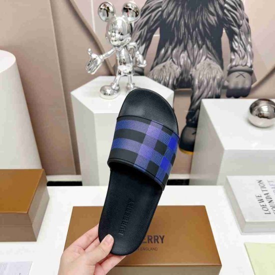 BURBERRY Slipper