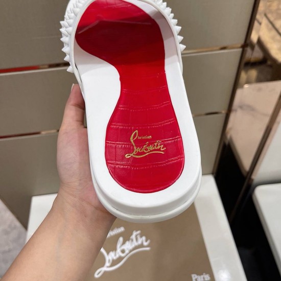 Christian Louboutin Slipper