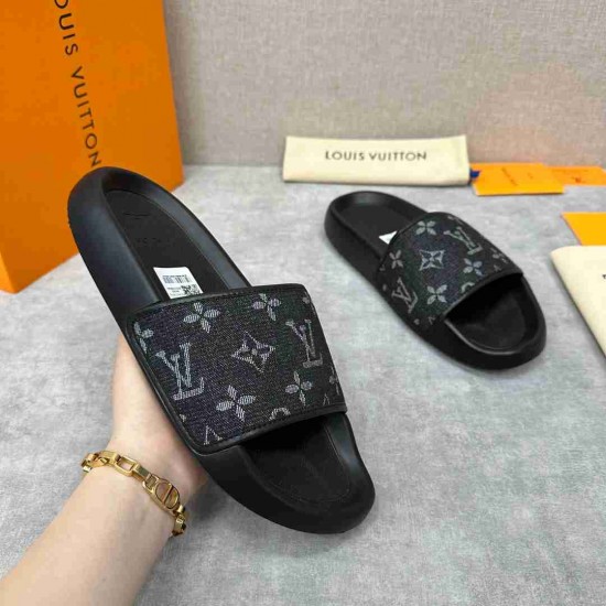 Louis Vuitton Slipper