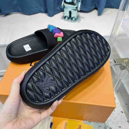 Louis Vuitton Slipper