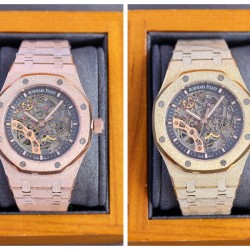 AUDEMARS  PIGUET Royal Oak  AU0230