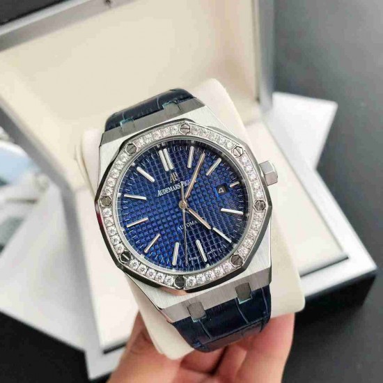 AUDEMARS  PIGUET Royal  Oak 41mm  AU0261