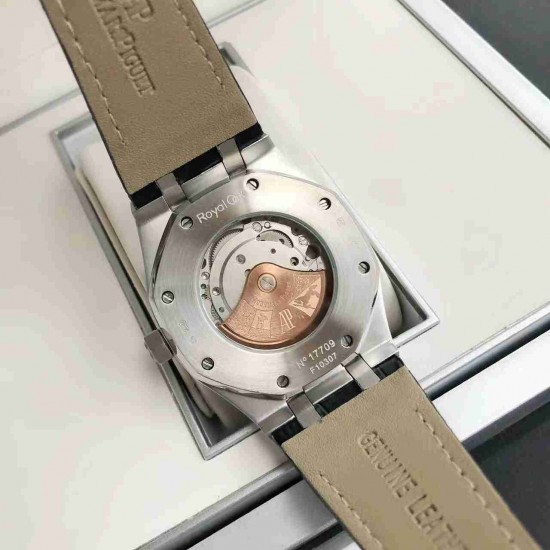 AUDEMARS  PIGUET Royal  Oak 41mm  AU0262