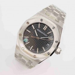 AUDEMARS  PIGUET Royal  Oak 37mm  AU0281