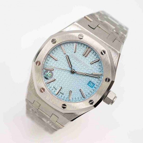 AUDEMARS  PIGUET Royal  Oak 37mm  AU0282