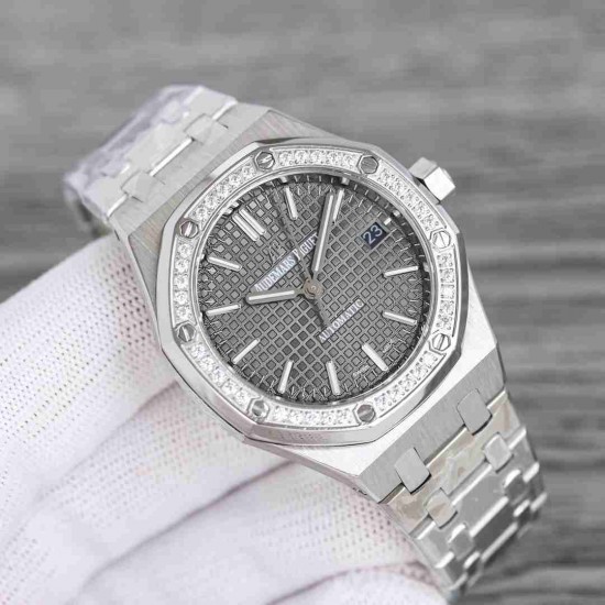 AUDEMARS  PIGUET Royal  Oak 37mm  AU0306