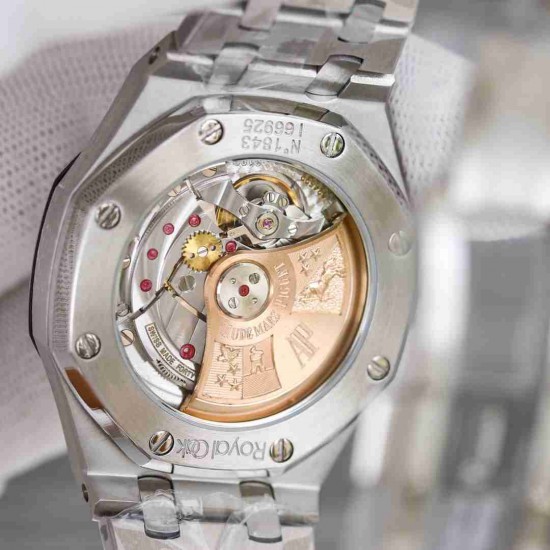 AUDEMARS  PIGUET Royal  Oak 37mm  AU0306