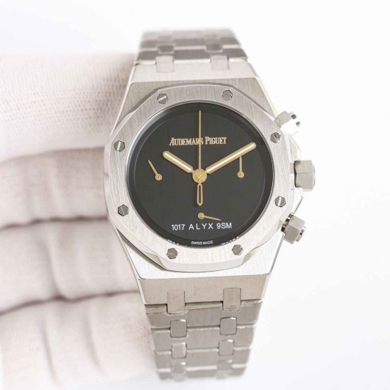 AUDEMARS    PIGUET Royal Oak AU0404