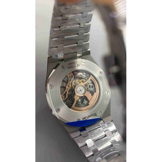 AUDEMARS     PIGUET Royal Oak 41mm AU0435