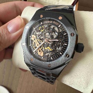 A royal oak 41 black skeleton AU0501