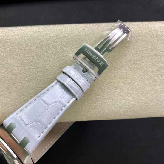 AUDEMARS PIGUET Royal Oak 33mm AU0504 AUDEMARS PIGUET Royal Oak 33mm AU0504