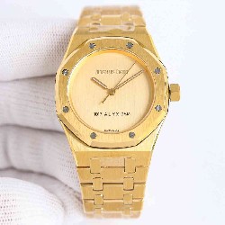 AUDEMARS     PIGUET Royal Oak 37mm AU0554