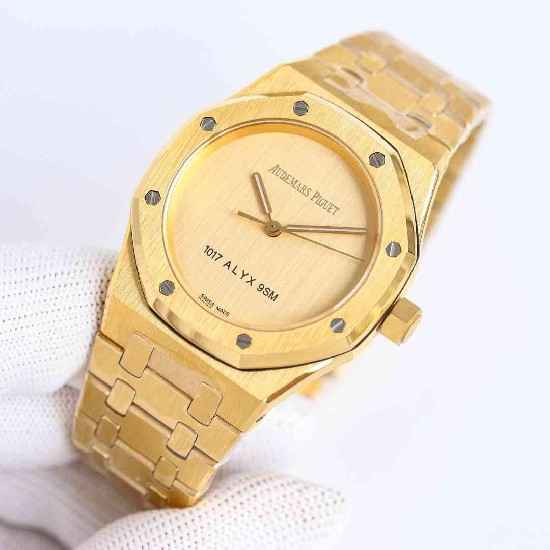 AUDEMARS PIGUET Royal Oak 37mm AU0554 AUDEMARS PIGUET Royal Oak 37mm AU0554