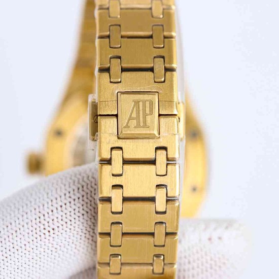 AUDEMARS PIGUET Royal Oak 37mm AU0554 AUDEMARS PIGUET Royal Oak 37mm AU0554