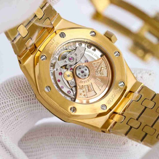 AUDEMARS PIGUET Royal Oak 37mm AU0554 AUDEMARS PIGUET Royal Oak 37mm AU0554