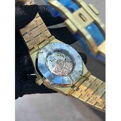 AUDEMARS     PIGUET A Royal Oak 41 AU0555