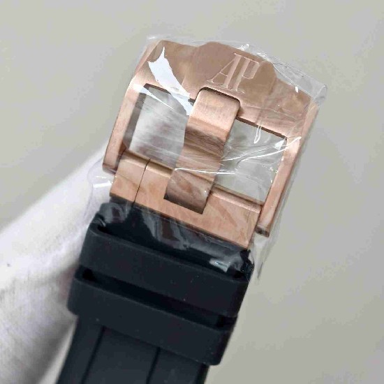 AUDEMARS PIGUET Royal Oak Offshore AU0560 AUDEMARS PIGUET Royal Oak Offshore AU0560