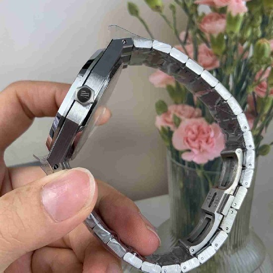 AUDEMARS PIGUET Royal Oak 41mm AU0562 AUDEMARS PIGUET Royal Oak 41mm AU0562