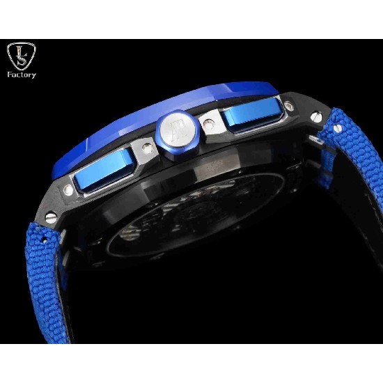 AUDEMARS     PIGUET Royal Oak Offshore AU0566 AUDEMARS     PIGUET Royal Oak Offshore AU0566