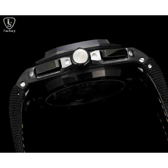 AUDEMARS     PIGUET Royal Oak Offshore AU0568 AUDEMARS     PIGUET Royal Oak Offshore AU0568