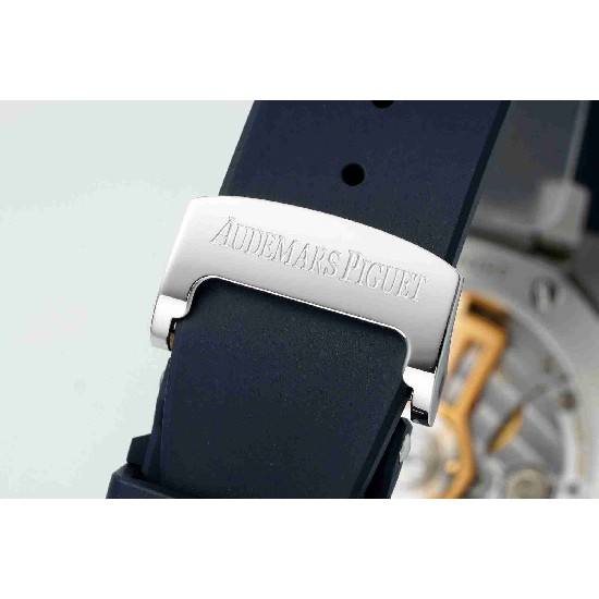 AUDEMARS     PIGUET Royal Oak 41mm AU0579